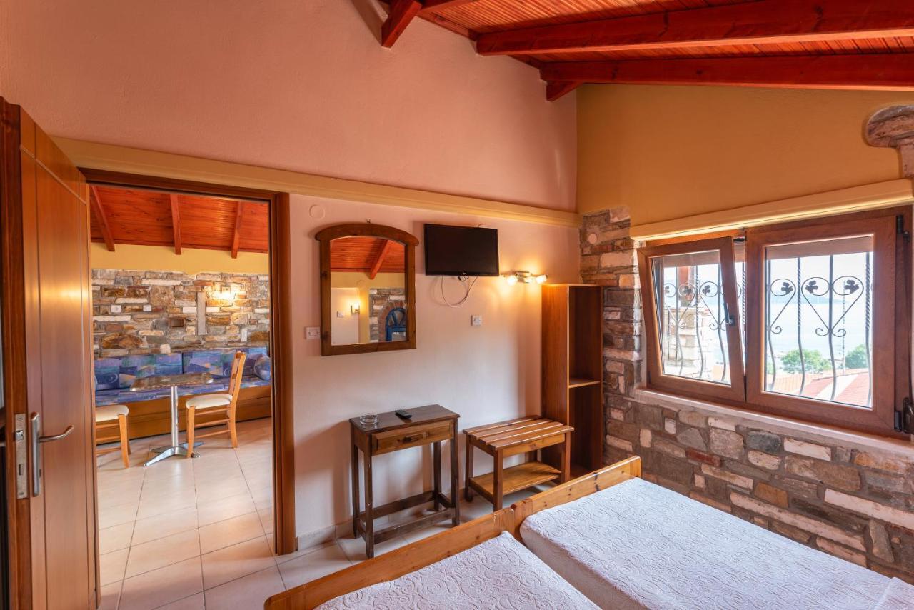 Castle Pontos Hotel Skala Potamia  Ngoại thất bức ảnh